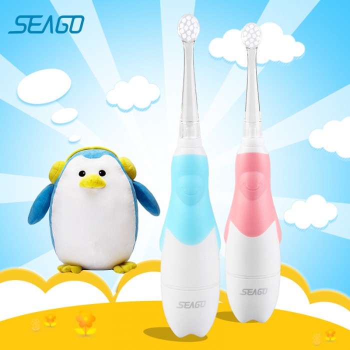 Cartoon penguin, LED light children's sonic electric toothbrush (3-12 years old) children's soft bristle brush head (battery type)